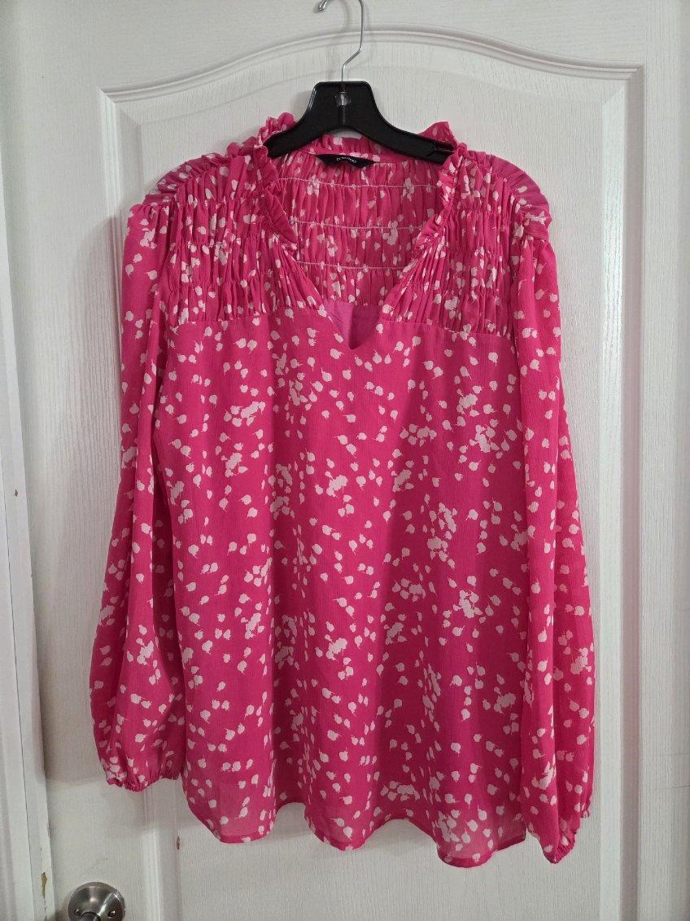 Dokotoo Women’s Pink White Lined Blouse Sz XL. JY-81